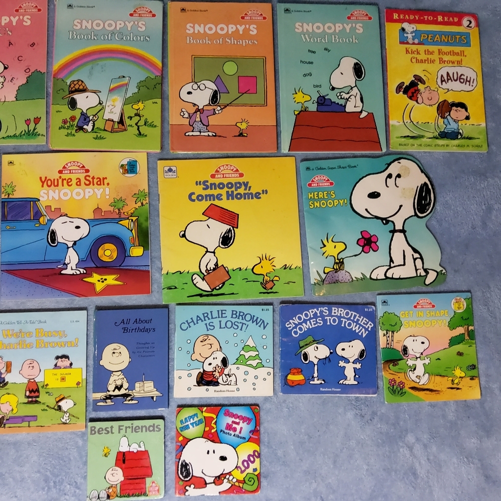 Large Lot of 21 Vintage Peanuts & Snoopy Books - Little Golden Books, ABCs, 123s - Picture 3 of 8